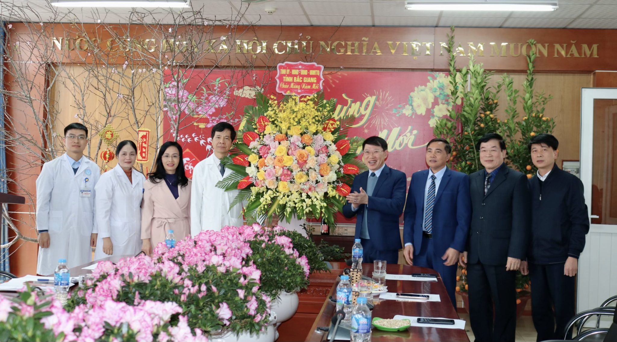 Chủ tịch UBND tỉnh Bắc Giang Lê Ánh Dương thăm và chúc Tết Bệnh viện Sản Nhi Bắc Giang