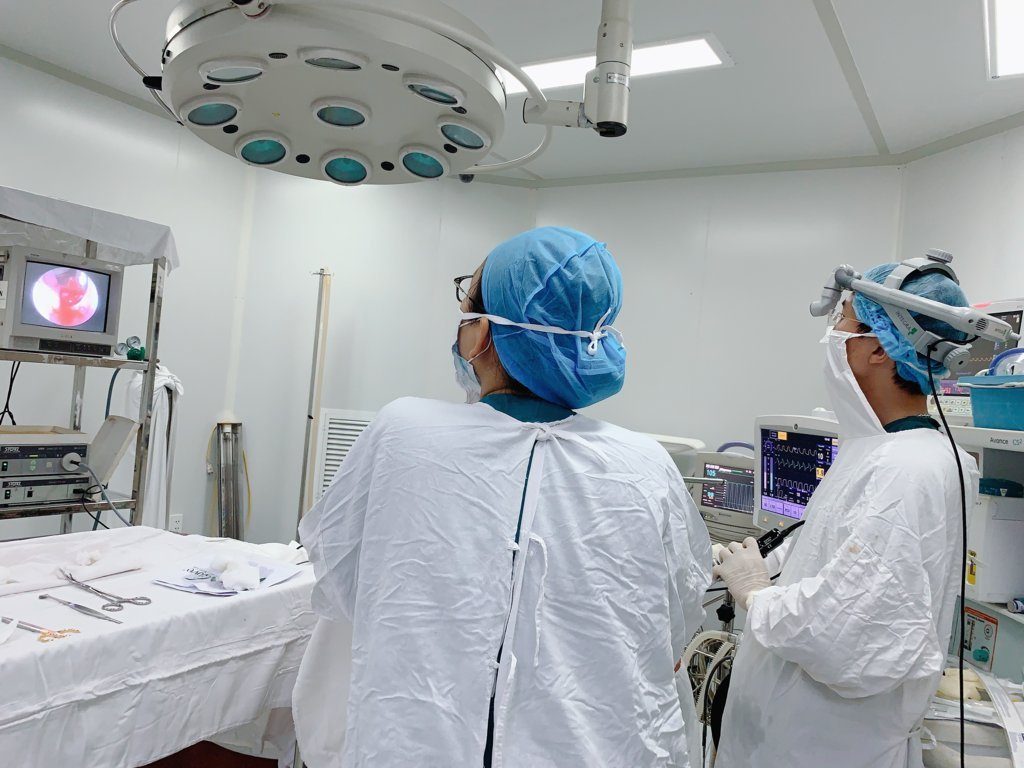 Phẫu thuật điều trị các bệnh tai mũi họng bằng phương pháp nội soi tại Bệnh viện Sản Nhi Bắc Giang