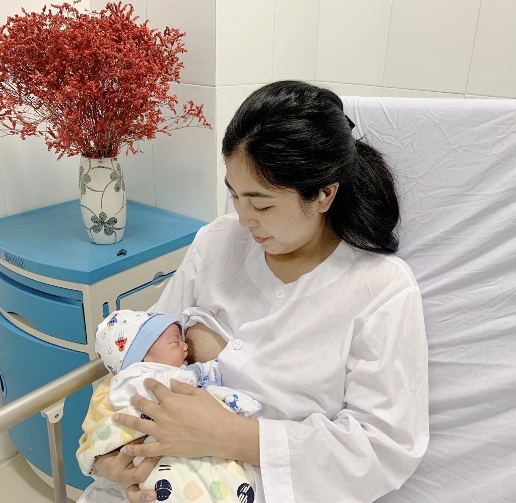 Sữa mẹ - Nguồn dinh dưỡng tốt nhất cho sự phát triển của trẻ sơ sinh và trẻ nhỏ