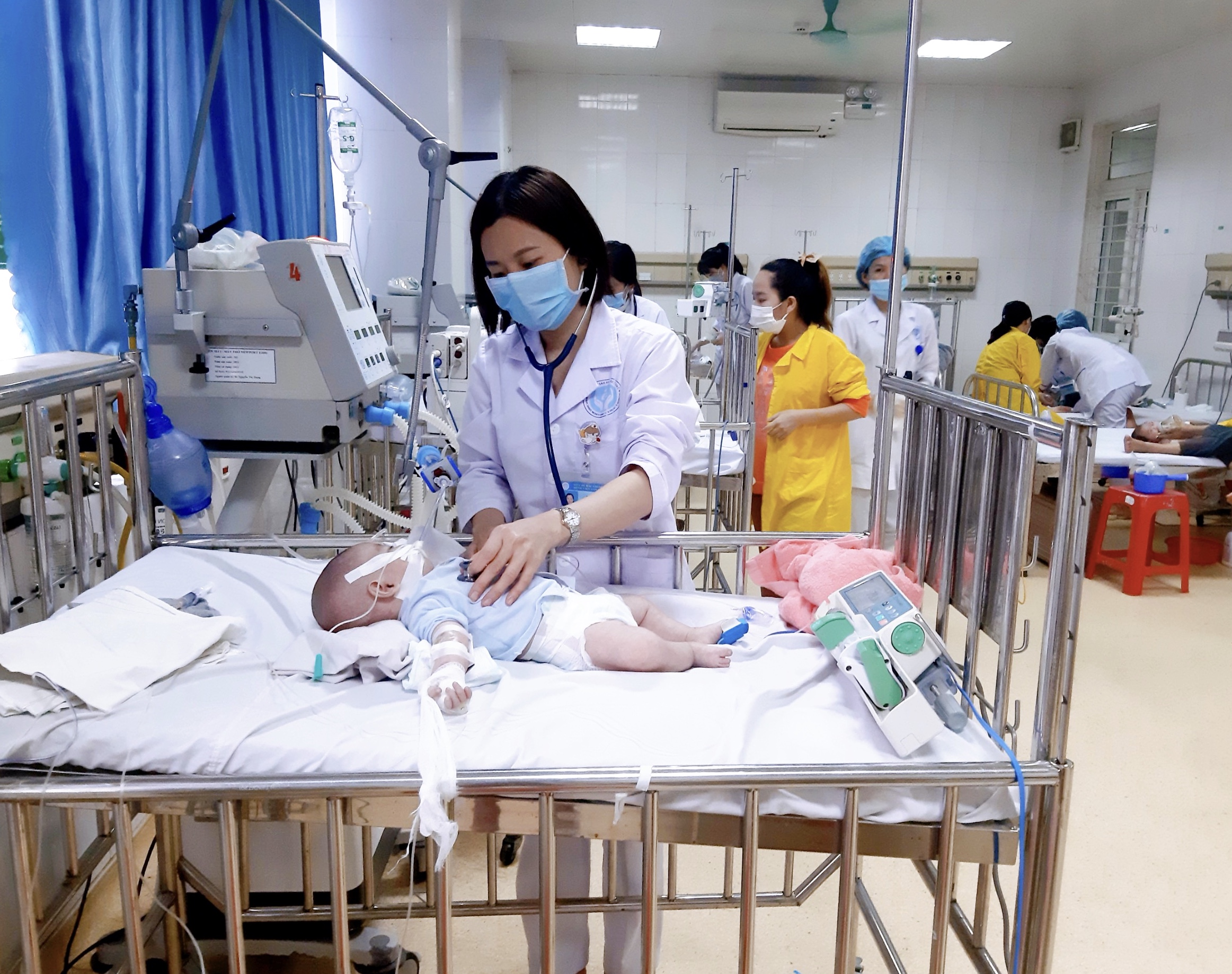 Các dấu hiệu nhận biết bệnh Viêm phổi do nhiễm Vi-rút hợp bào hô hấp (RSV) ở trẻ em và cách phòng ngừa bệnh cho trẻ