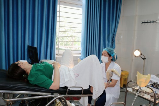 Bệnh viện Sản Nhi Bắc Giang khám sức khoẻ miễn phí đợt 02 cho 300 nữ đoàn viên, công nhân viên chức lao động trong Tỉnh