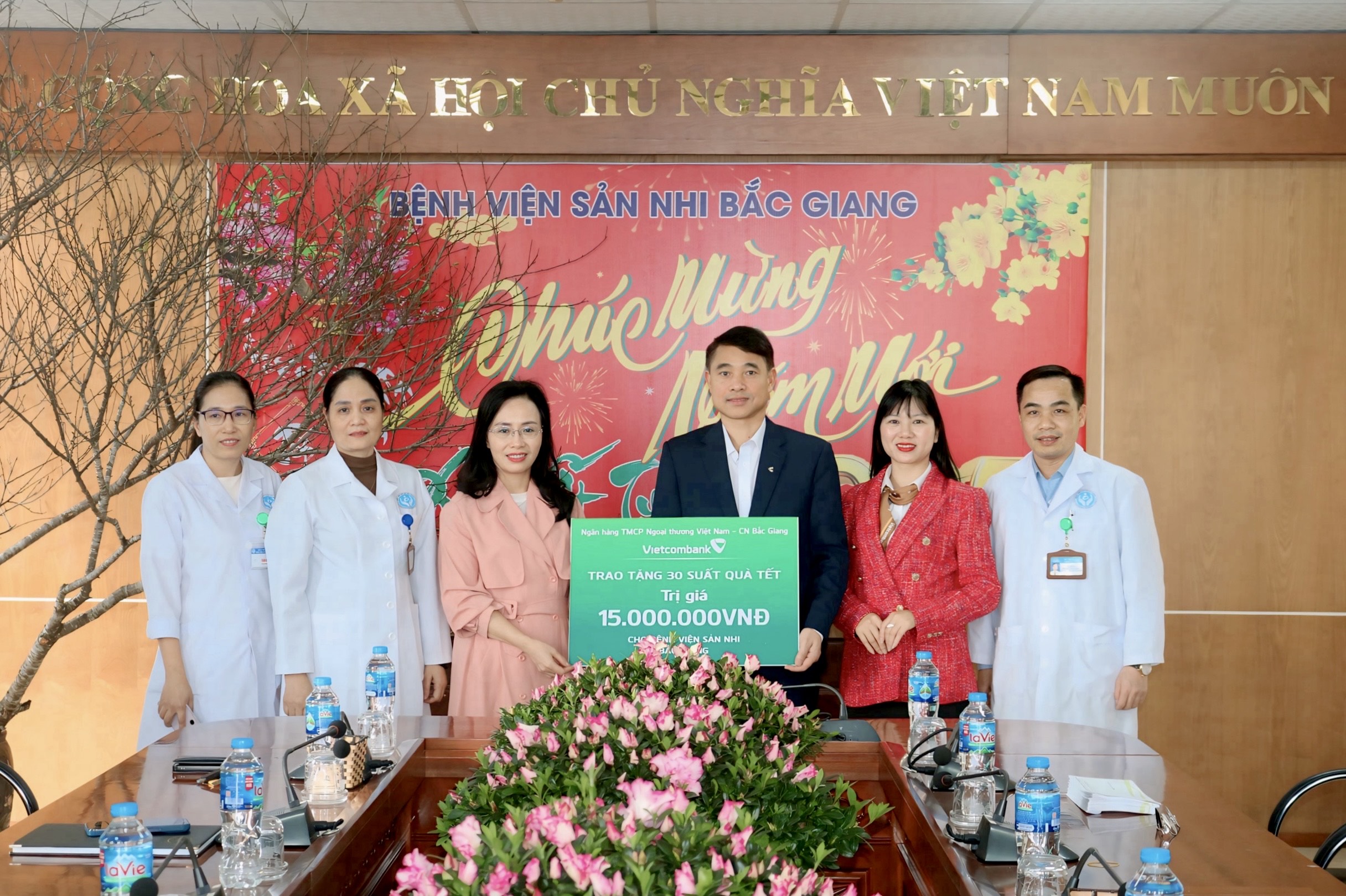Tết yêu thương - Sưởi ấm trái tim những bệnh nhi có hoàn cảnh khó khăn tại Bệnh viện Sản Nhi Bắc Giang