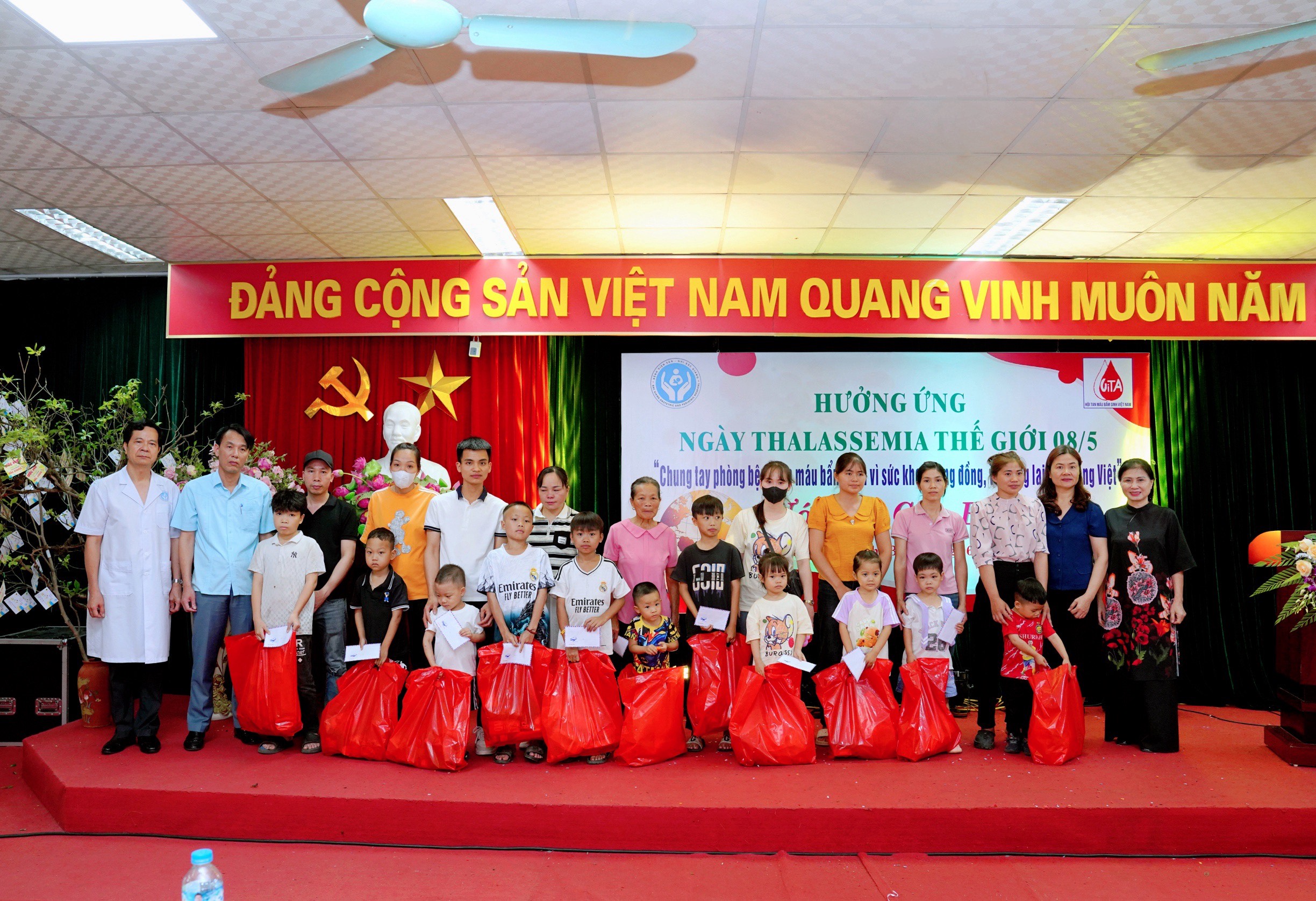 Ước mơ cho Em: Bệnh viện Sản Nhi Bắc Giang thắp lên hy vọng hưởng ứng Ngày Thalassemia Thế giới 08/5