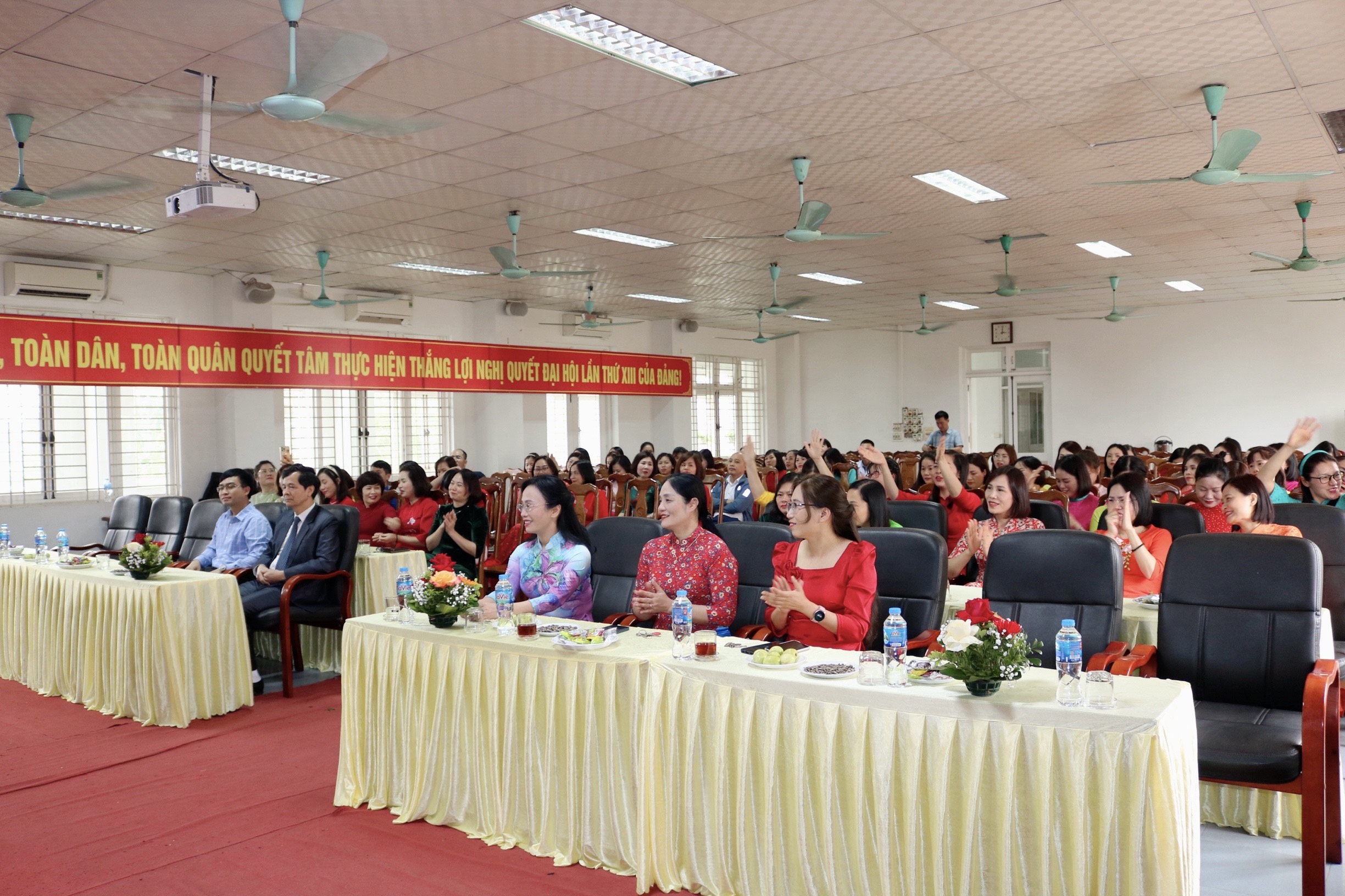 Bệnh viện Sản Nhi Bắc Giang hân hoan Kỷ niệm 114 năm Ngày Quốc tế Phụ nữ 08/3