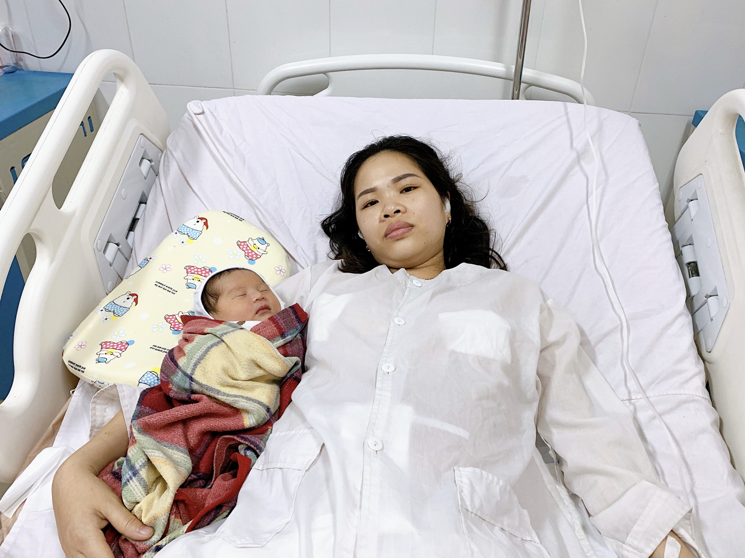 Cứu sống sản phụ bị băng huyết sau sinh giờ thứ 2 tính mạng “ngàn cân treo sợi tóc” tại Bệnh viện Sản Nhi Bắc Giang