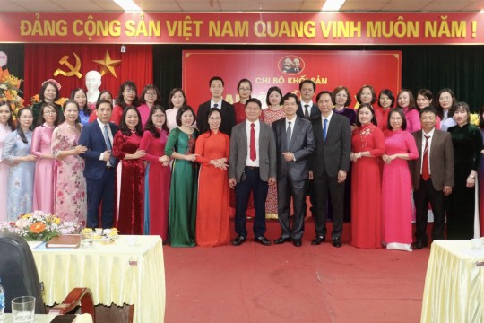 Đảng bộ Bệnh viện Sản Nhi Bắc Giang: Đại hội điểm Chi bộ Khối Sản lần thứ XI, nhiệm kỳ 2025 - 2027 thành công tốt đẹp
