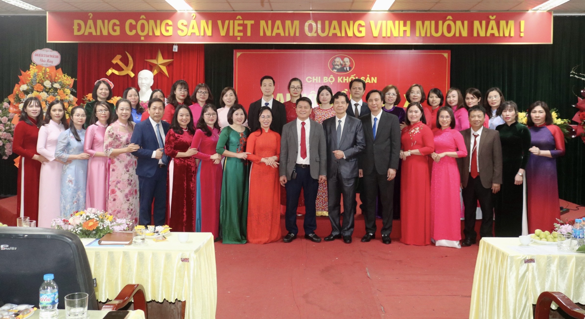 Đảng bộ Bệnh viện Sản Nhi Bắc Giang: Đại hội điểm Chi bộ Khối Sản lần thứ XI, nhiệm kỳ 2025 - 2027 thành công tốt đẹp