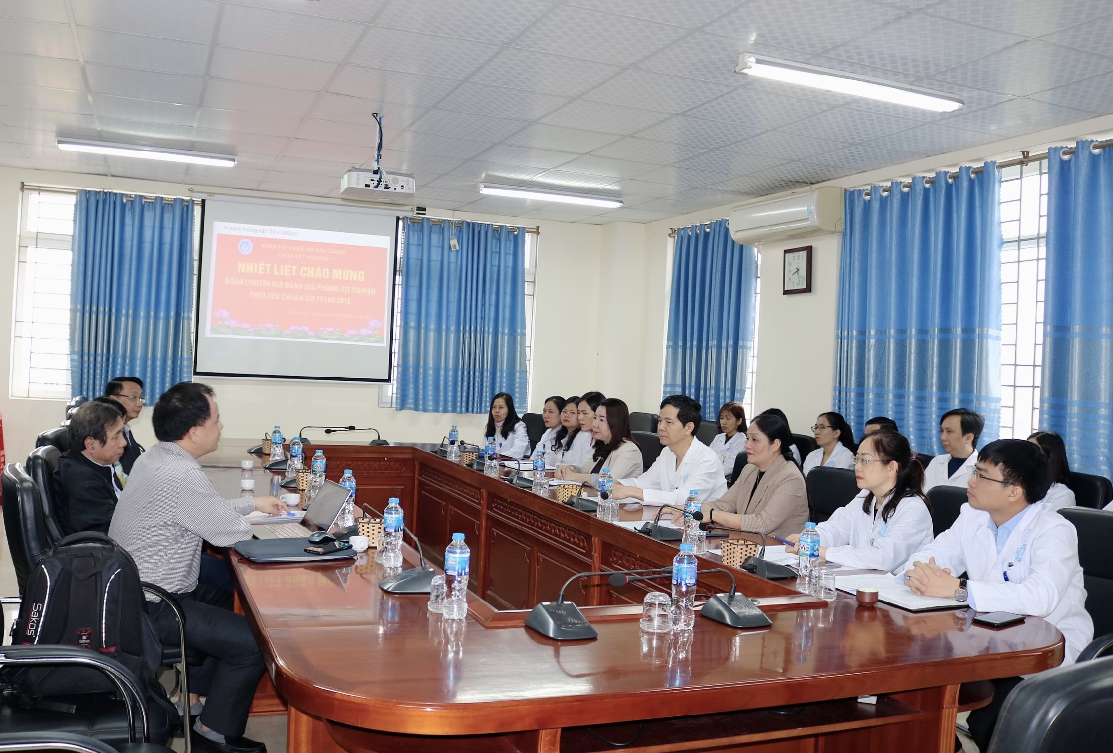 Văn phòng Công nhận chất lượng thẩm định Khoa Xét nghiệm - Bệnh viện Sản Nhi Bắc Giang theo tiêu chuẩn ISO 15189:2012