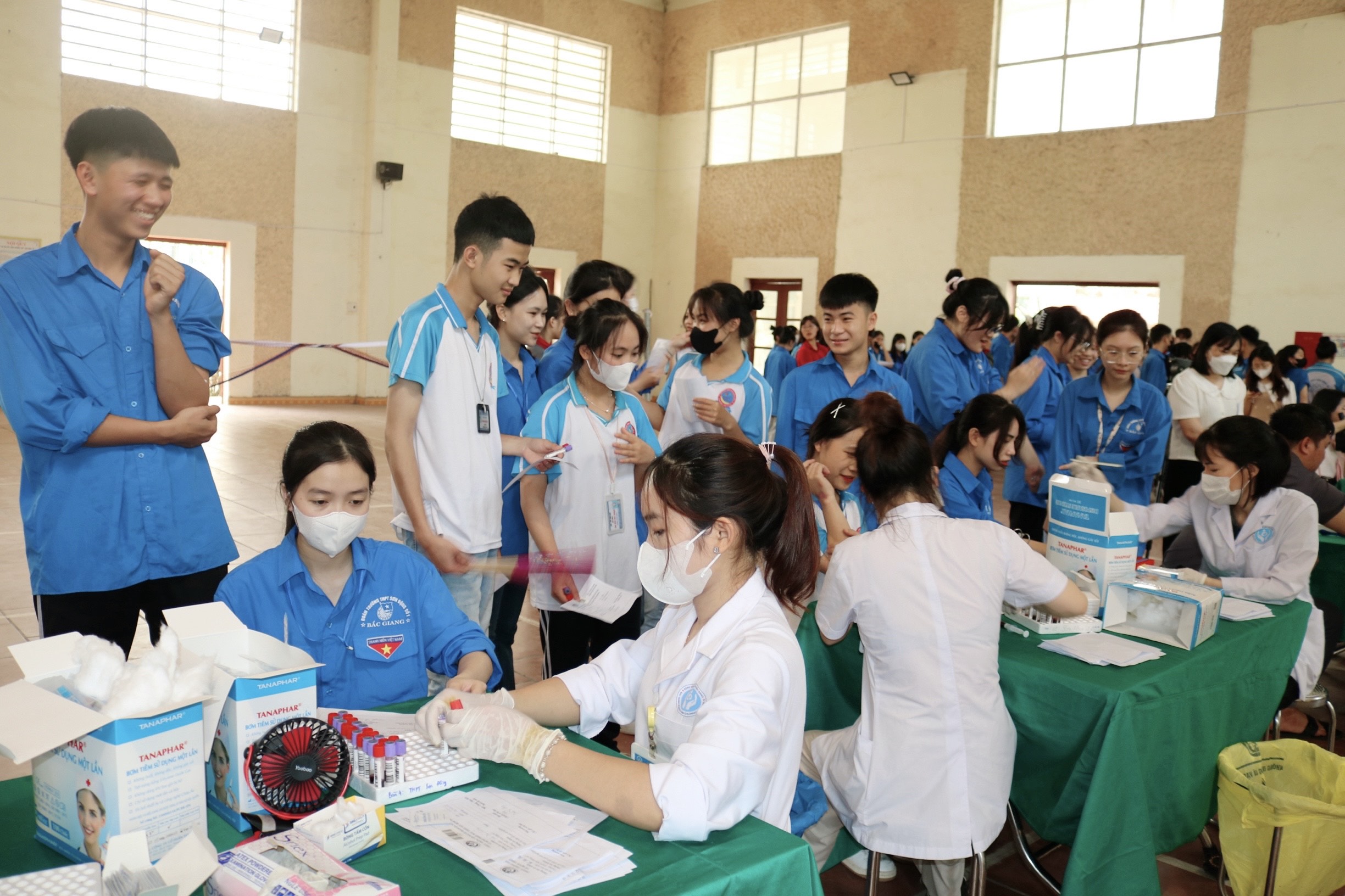 Bệnh viện Sản Nhi Bắc Giang hoàn thành “chiến dịch” xét nghiệm sàng lọc tan máu bẩm sinh cho học sinh huyện Sơn Động