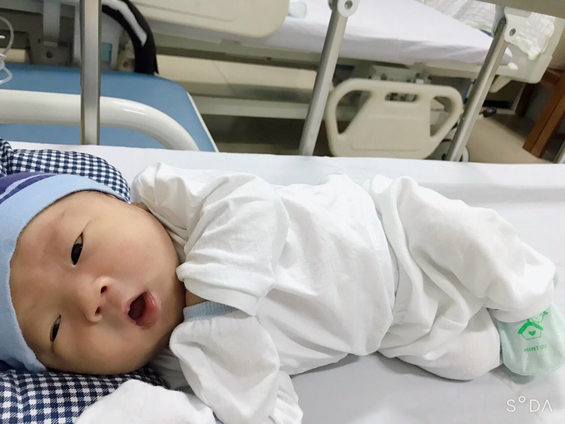 Hành trình đi đẻ nhàn tênh "như đi du lịch" của Mẹ bỉm sữa từ Thủ đô về Bắc Giang sinh con