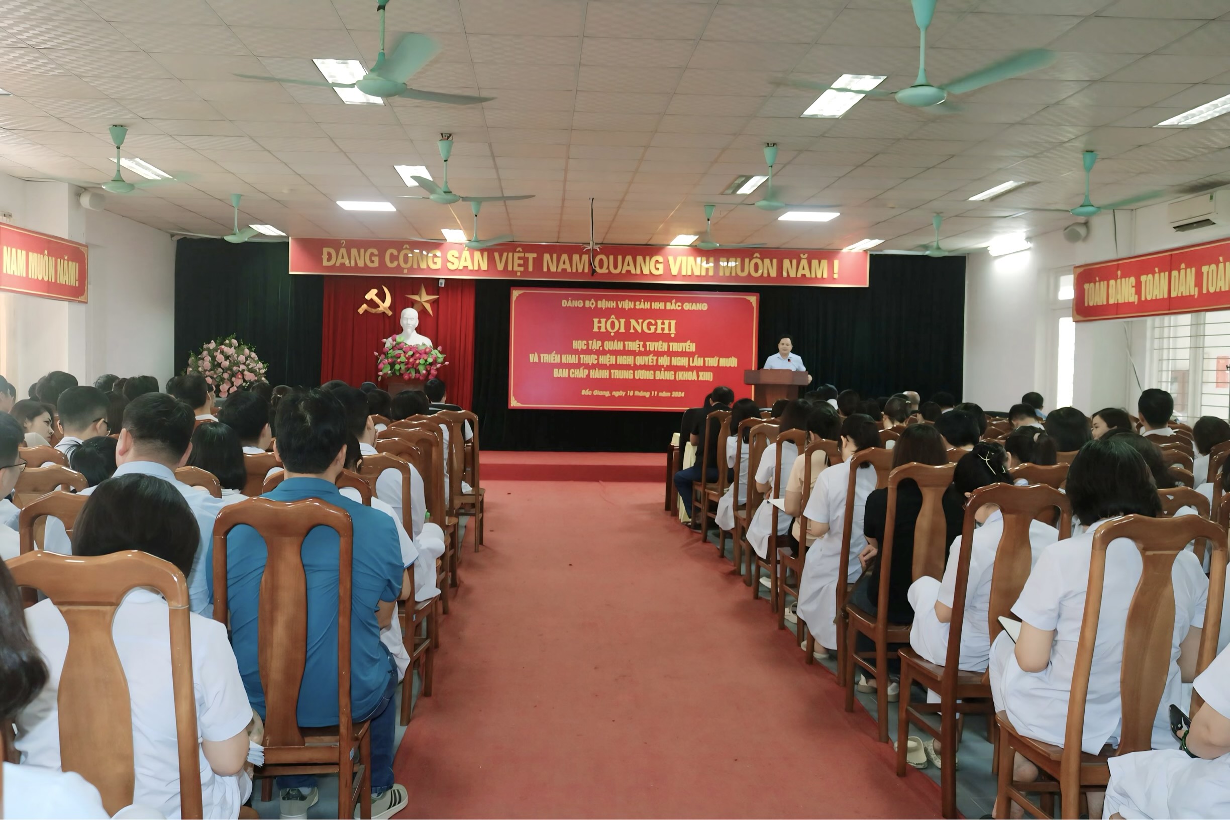 Học tập, quán triệt và triển khai thực hiện Nghị quyết Hội nghị lần thứ 10 Ban Chấp hành Trung ương Đảng Khoá XIII