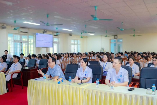 Bệnh viện Sản - Nhi Bắc Ninh số 1 tổ chức Tập huấn “Kỹ năng giao tiếp - Quy tắc ứng xử” cho toàn thể cán bộ, viên chức và người lao động Bệnh viện