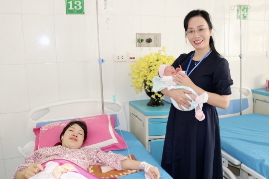 BÁC SỸ TUYẾN TRUNG ƯƠNG KHÁM BỆNH CHUYÊN NGÀNH NỘI NHI