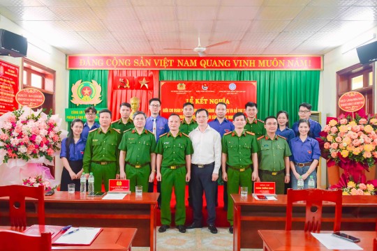 Thắt chặt tình đoàn kết giữa Chi đoàn Phòng Cảnh sát Thi hành án hình sự và Hỗ trợ tư pháp với Đoàn bộ phận Bệnh viện Sản Nhi Bắc Ninh Số 1