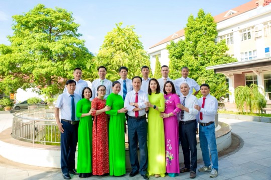 Phòng Hành Chính Quản Trị