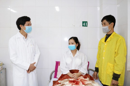 Chọc hút khối máu tụ mặt trước đoạn dưới tử cung qua đường âm đạo tại Bệnh viện Sản Nhi Bắc Giang