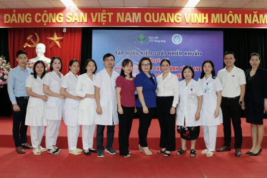 Tập huấn “Cập nhật hướng dẫn thực hành xử lý an toàn dụng cụ tại Bệnh viện”