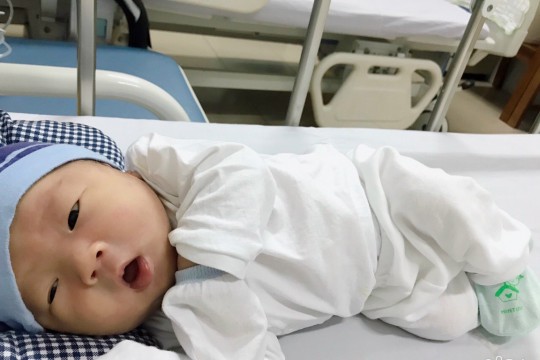 Hành trình đi đẻ nhàn tênh "như đi du lịch" của Mẹ bỉm sữa từ Thủ đô về Bắc Giang sinh con