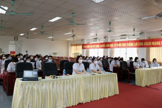 Bệnh viện Sản Nhi Bắc Giang tổ chức Tập huấn tiêm, truyền an toàn năm 2022