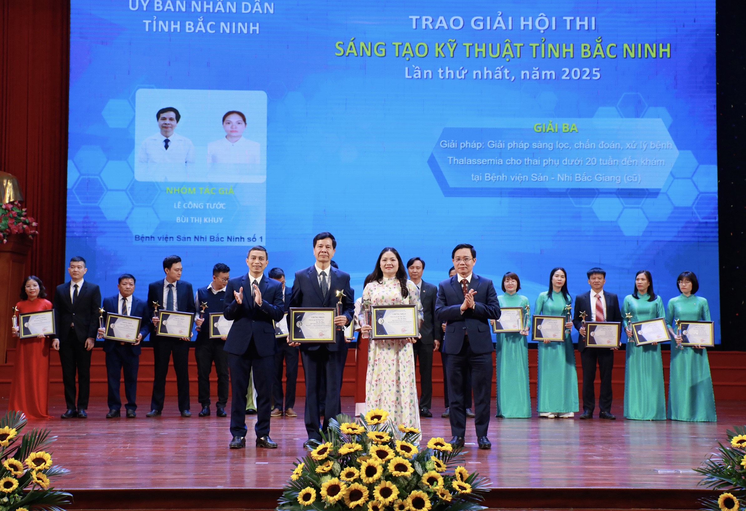 Nhóm tác giả Lê Công Tước - Bùi Thị Khuy đạt giải Ba Hội thi Sáng tạo kỹ thuật tỉnh Bắc Ninh lần thứ nhất, năm 2025